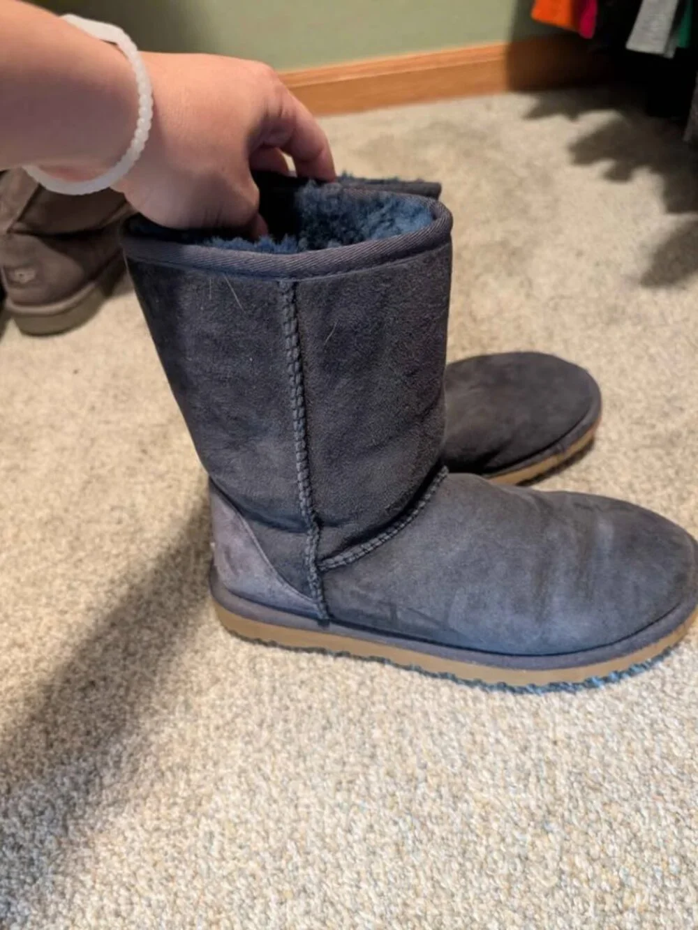 Navy uggs boots kids size 6/women's 7.5